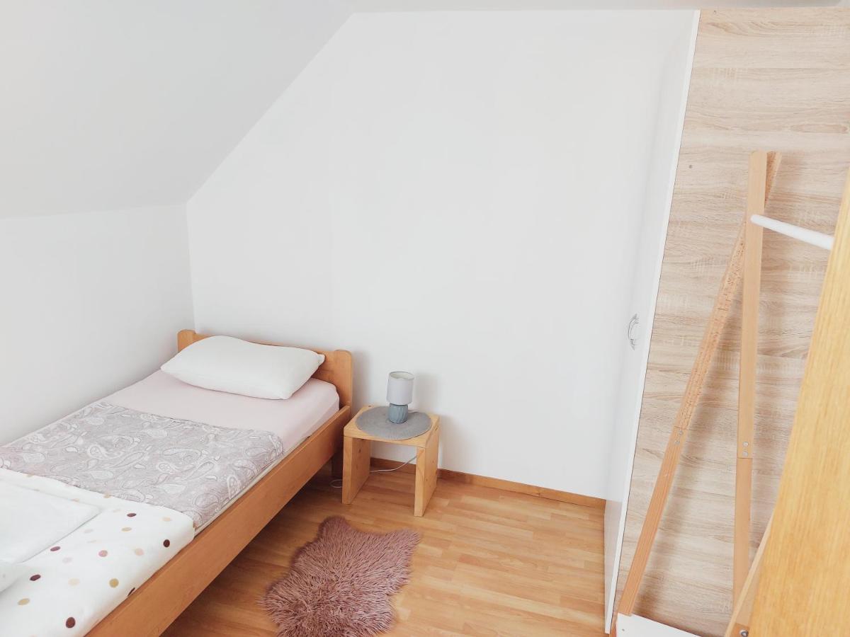 Apartman Cardak Apartment Gospić Екстериор снимка
